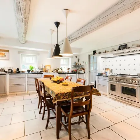 Beautiful Provencal Mas With Swimming Pool Holiday home